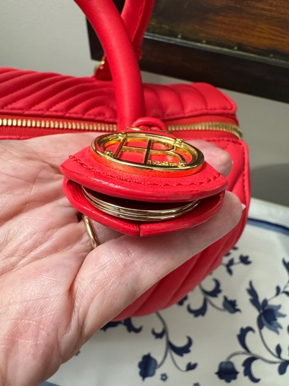 henri bendel Red Quilted Saffiano Leather Satchel Handbag EUC
